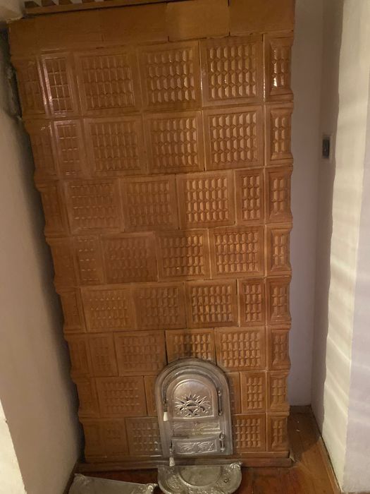 Soba de teracotă mare