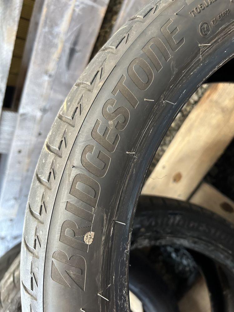 Anvelope de vara Bridgestone 255 40 R20