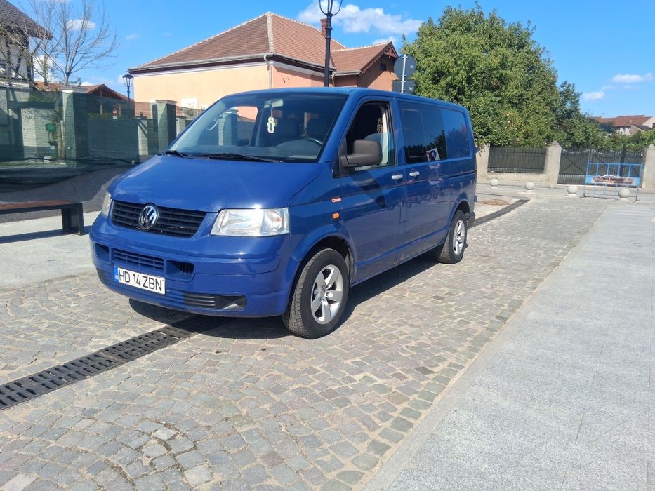 Vând vw transporter 1.9 tdi an 2006 pret 5550 euro neg