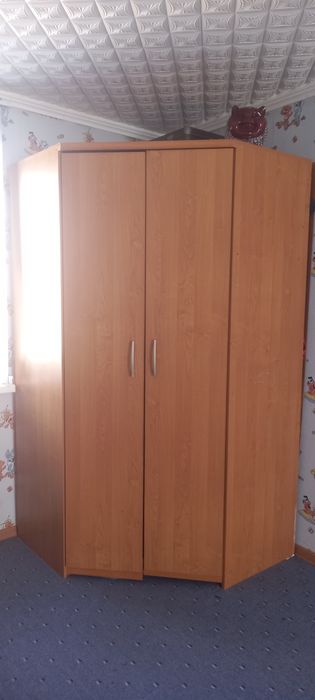Продам шкаф для спальни