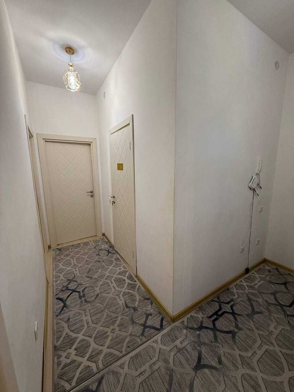 узбум 2х ком на 4й этаже успейте Golden House Assalom Sohil 49м2;