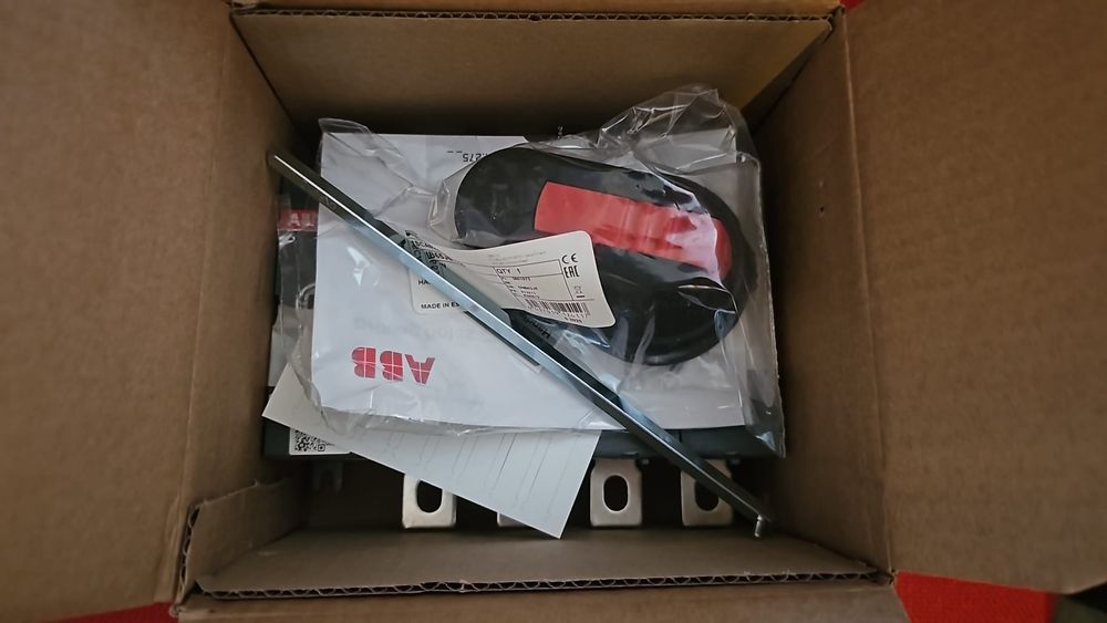 Comutator sarcină intre două surse!pret 500 ron!