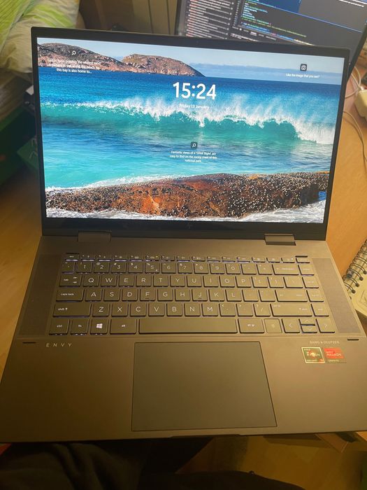 Лаптоп HP envy x360 Convertible 15”