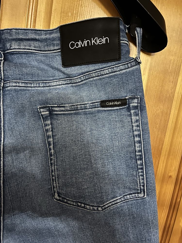 Calvin Klein 34/32 мъжки дънки,оригинал