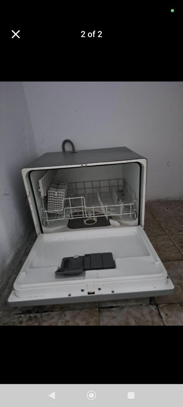 Малка съдомиялна машина Electrolux