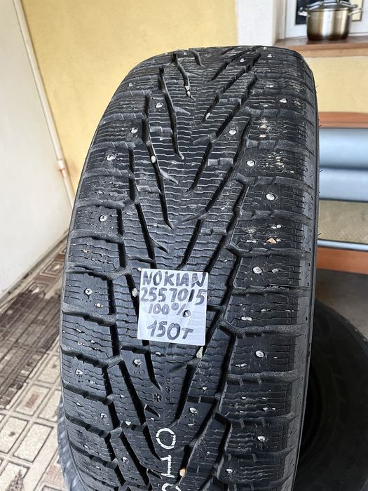 Nokian 255/70R15