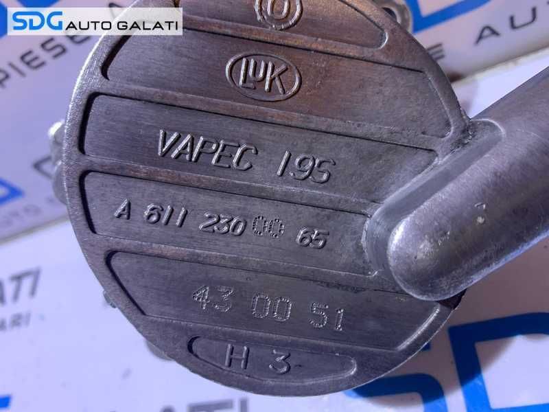 Pompa Vacuum Vacum Mercedes Benz W210 E Class E200 E220 2.2 CDI 1998 - 2002 Cod A6112300065 [M3647]