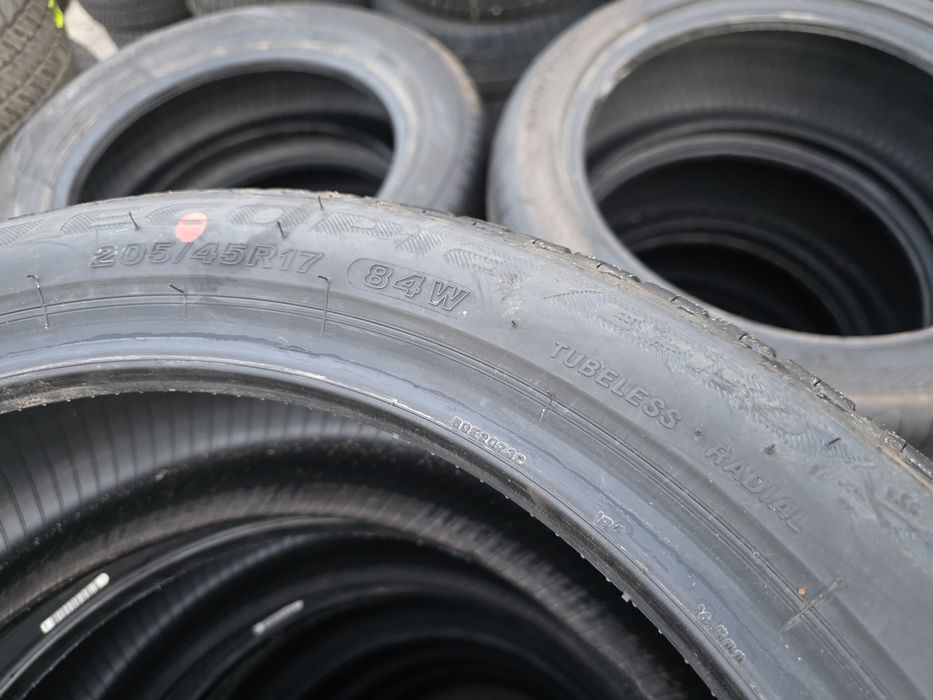 4бр Нови летни гуми 205 45 17 - Bridgestone- DOT 2025