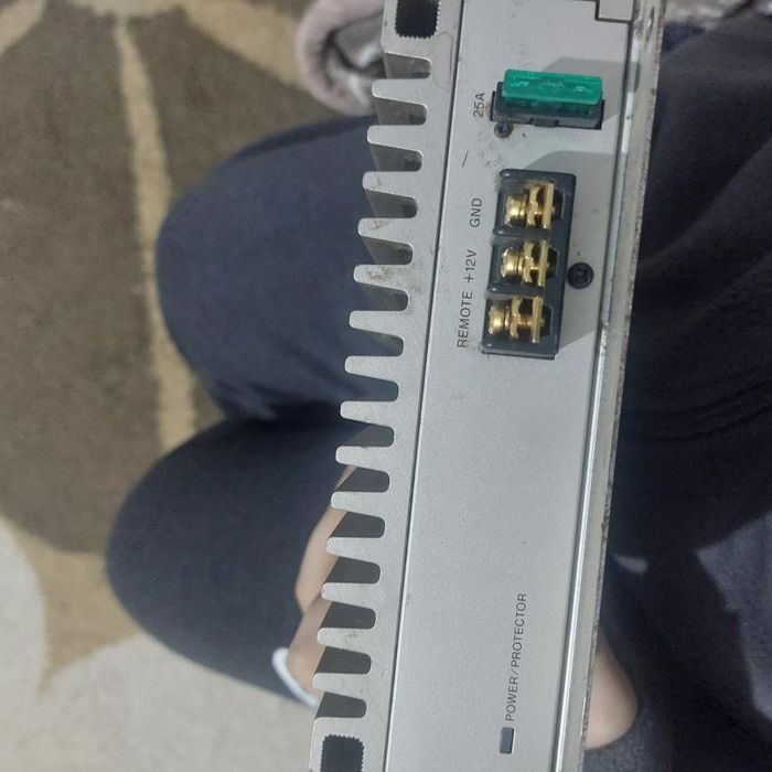 Subwoofer magnat + amplificator