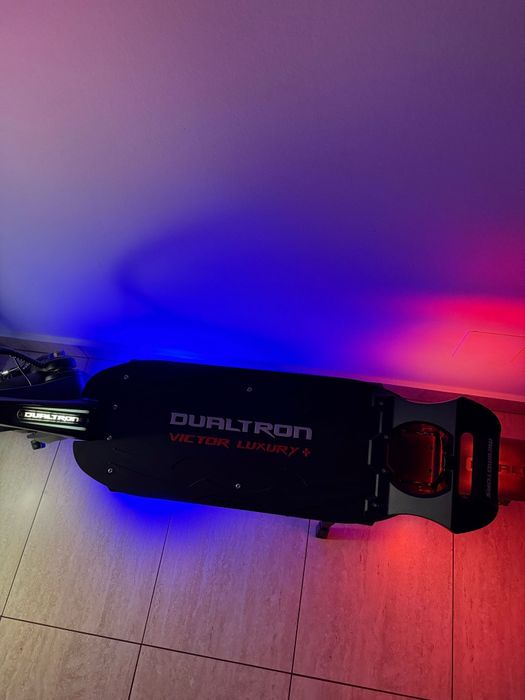 Trotinetă electrică Dualtron Victor Luxury Plus 2025 EY4