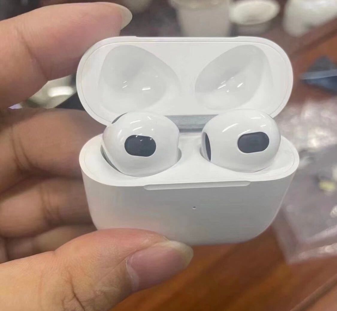 Apple Airpods 3 (БЕЗ КЕЙСА, СРОЧНО, со всеми документами)