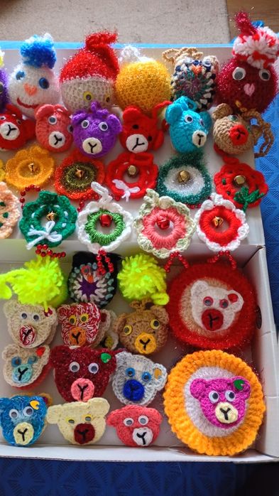 Globuri zglobii pentru bradul de Craciun