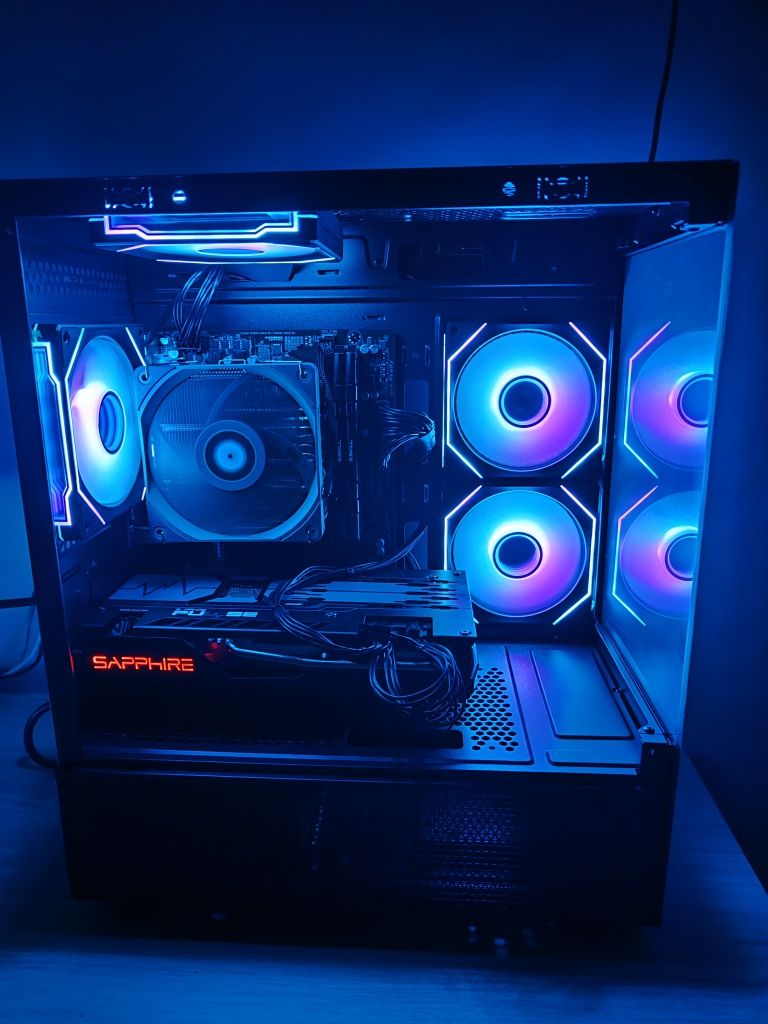 Геймърски компютър Ryzen 5 3600, RX 5700 XT, 16GB RAM, 512GB SSD