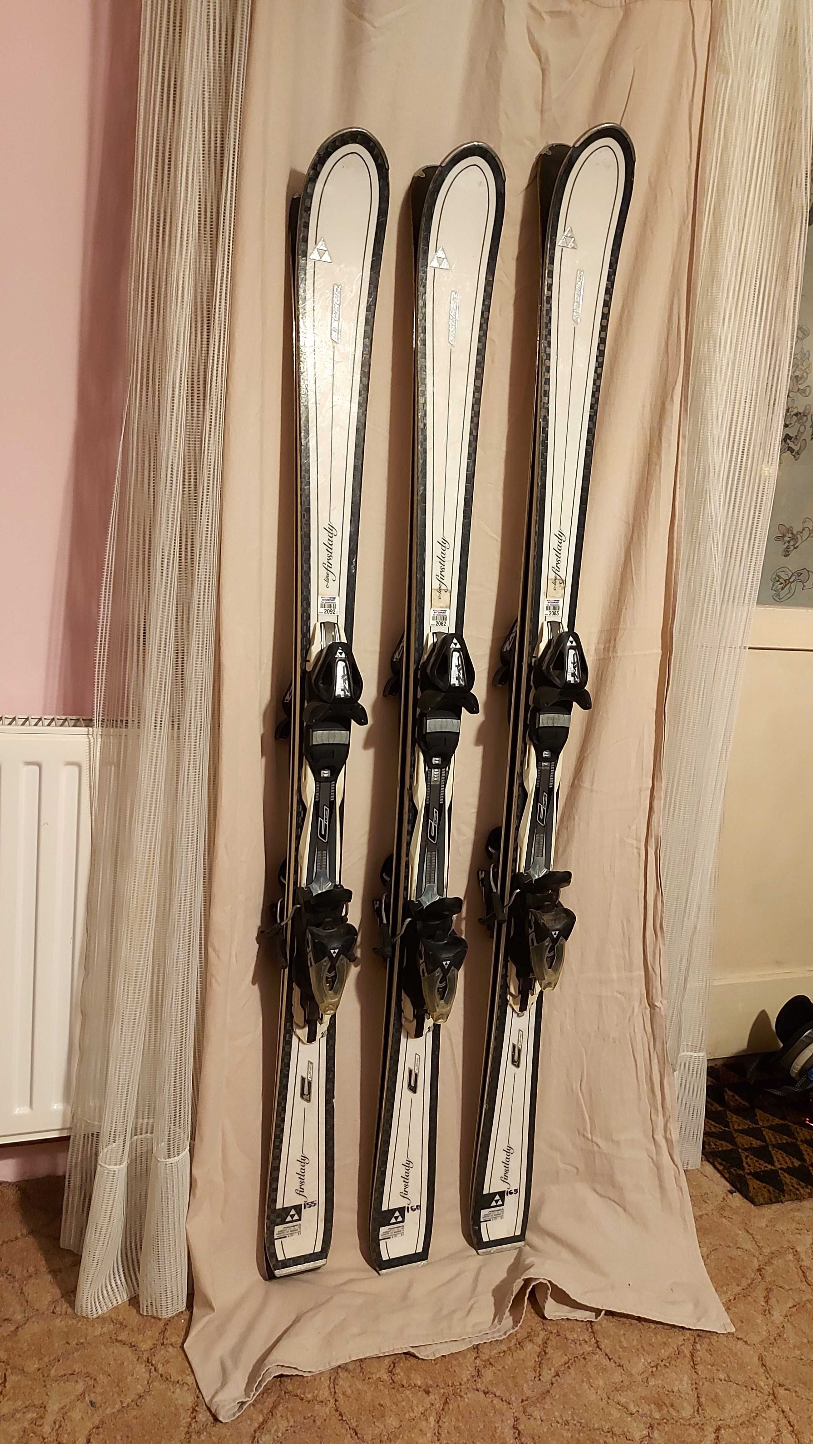 Schiuri skiuri Fischer First Lady 155 160 165 cm cu legaturi rental