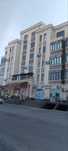 3 хонали каробка холатдаги 120 м2 квартира сотилади