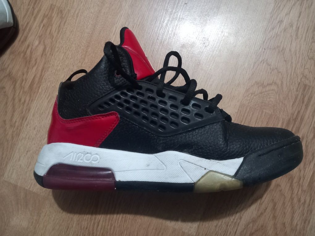 Nike Jordan Maxin 200