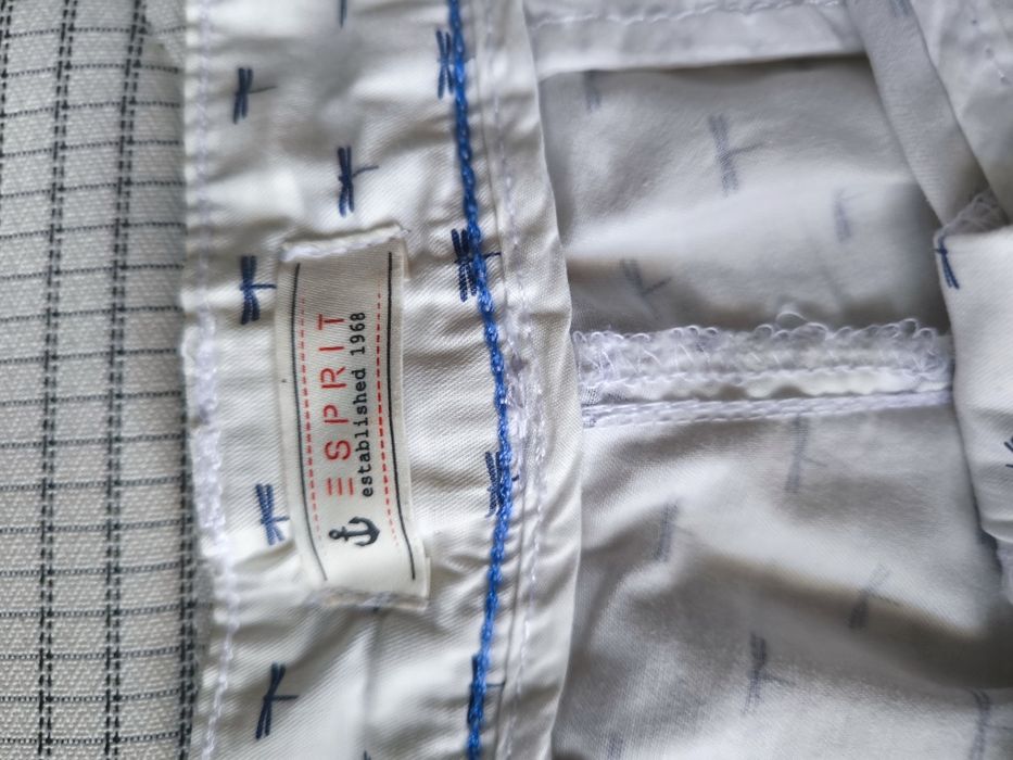 Pantaloni scurți Esprit M(40)