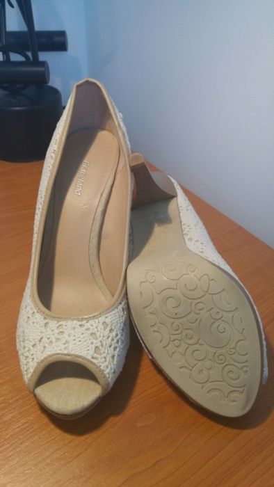 Pantofi noi Deichmann, marime 38