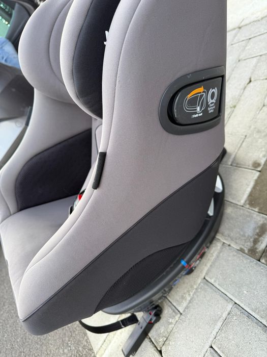 Scaun auto Joie cu ISOfix