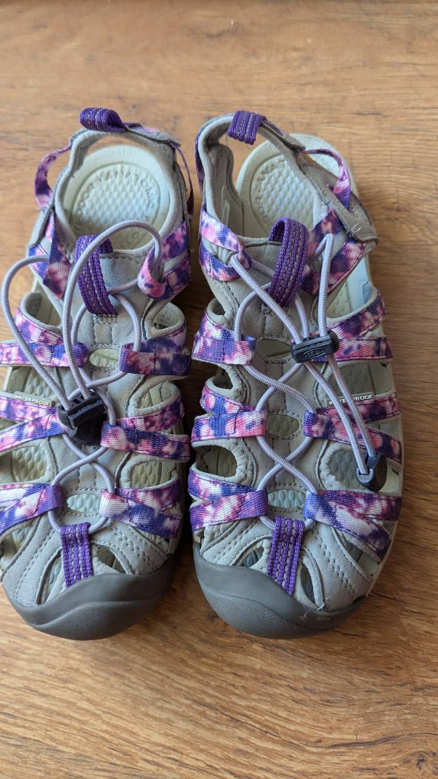 Дамски сандали Keen 40