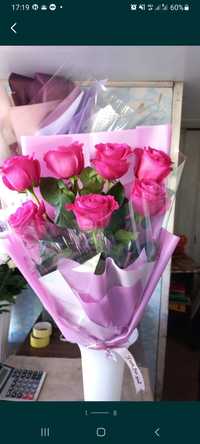 Продажа  цветов :розы хризантемы лилии герберы гипсофила