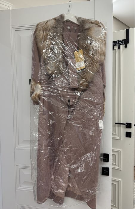 Продам абсолютно новое пальто