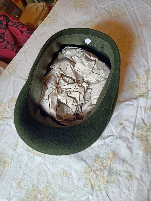 Pălării clasice și băști bărbătești