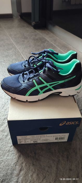 Дамски Маратонки Асикс