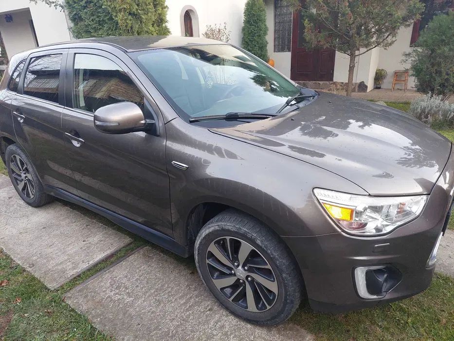 Mitsubishi ASX Cumparata de noua de la reprezentanta Tiriac