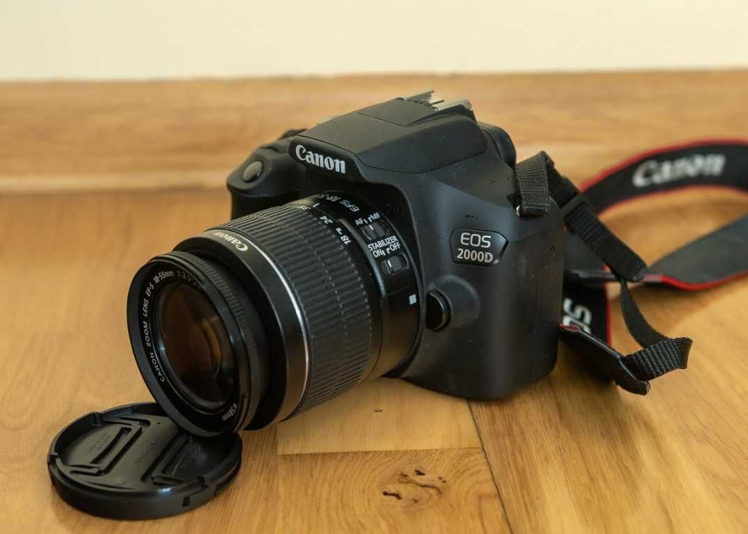 Canon EOS 2000D Kit cu obiectiv 18-55mm - 36.000 de cadre