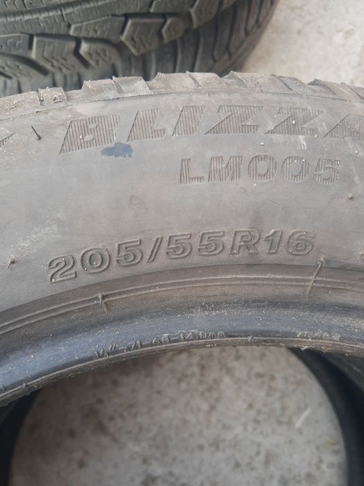 Гуми втора употреба