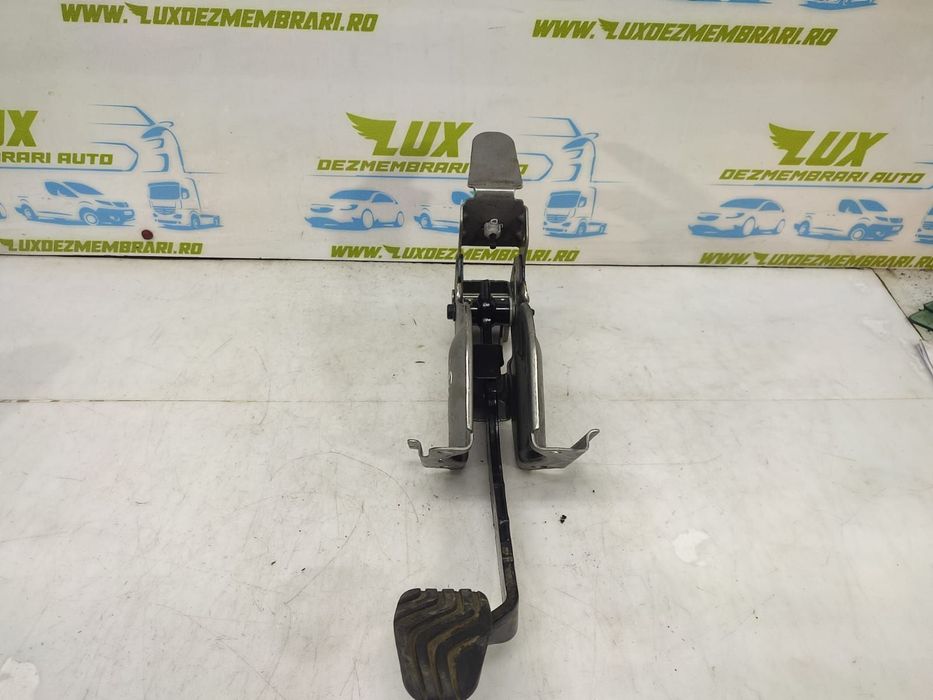 Pedala frana 465016808r Dacia Logan 3  [din 2020 pana  2022]