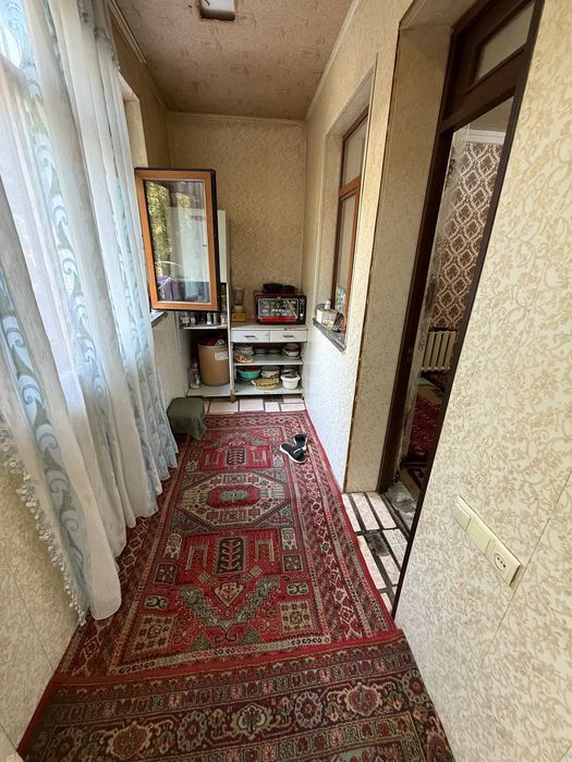 Юнусобод 15кв 2/1/4 Сотилади