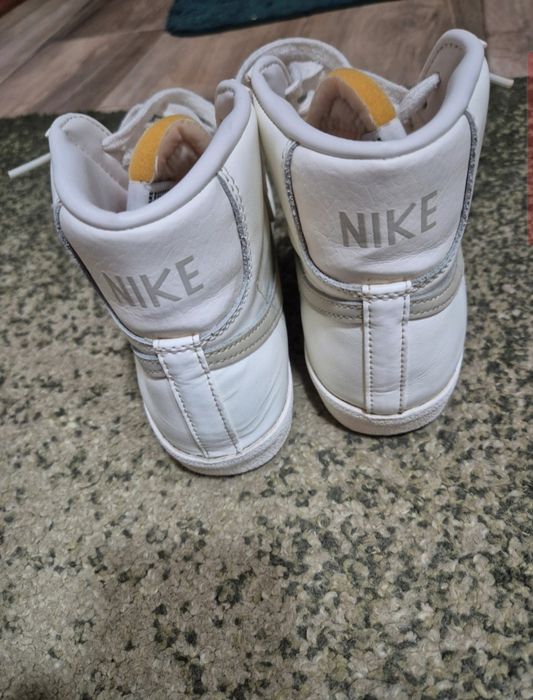 nike blazer mid 77