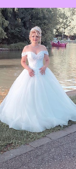 rochie de mireasa