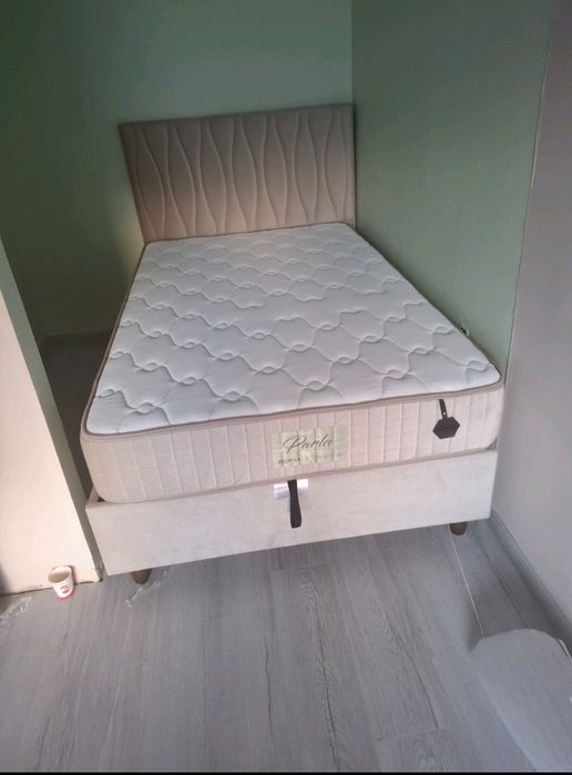 Продава се чисто нова спалня