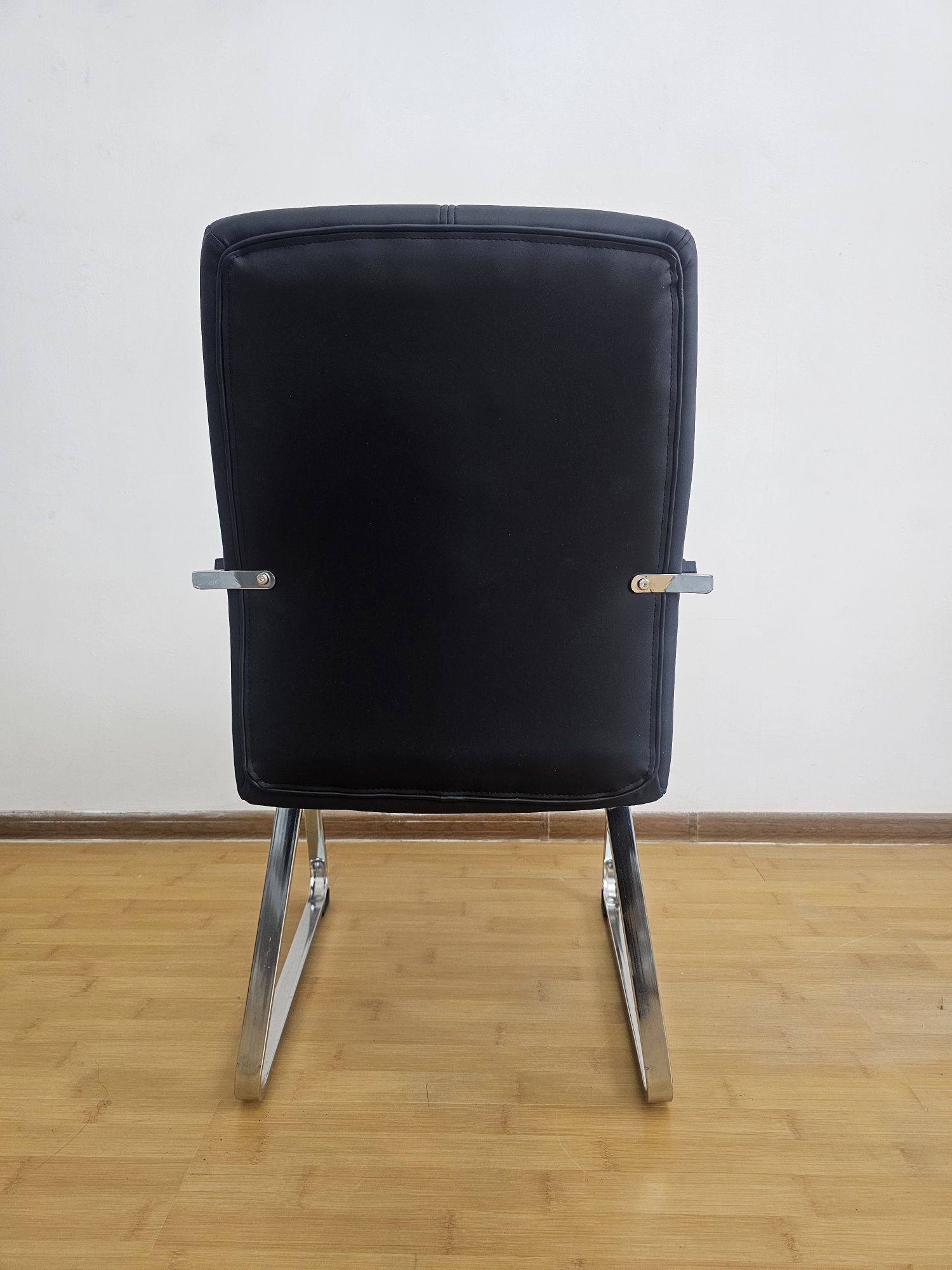 Кресло и стулья офисное НОВЫЕ оптом и розницу