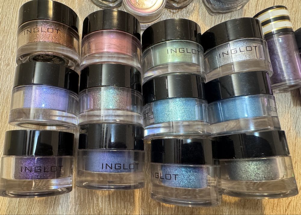 Lot pigmenti Inglot, MAC, VP