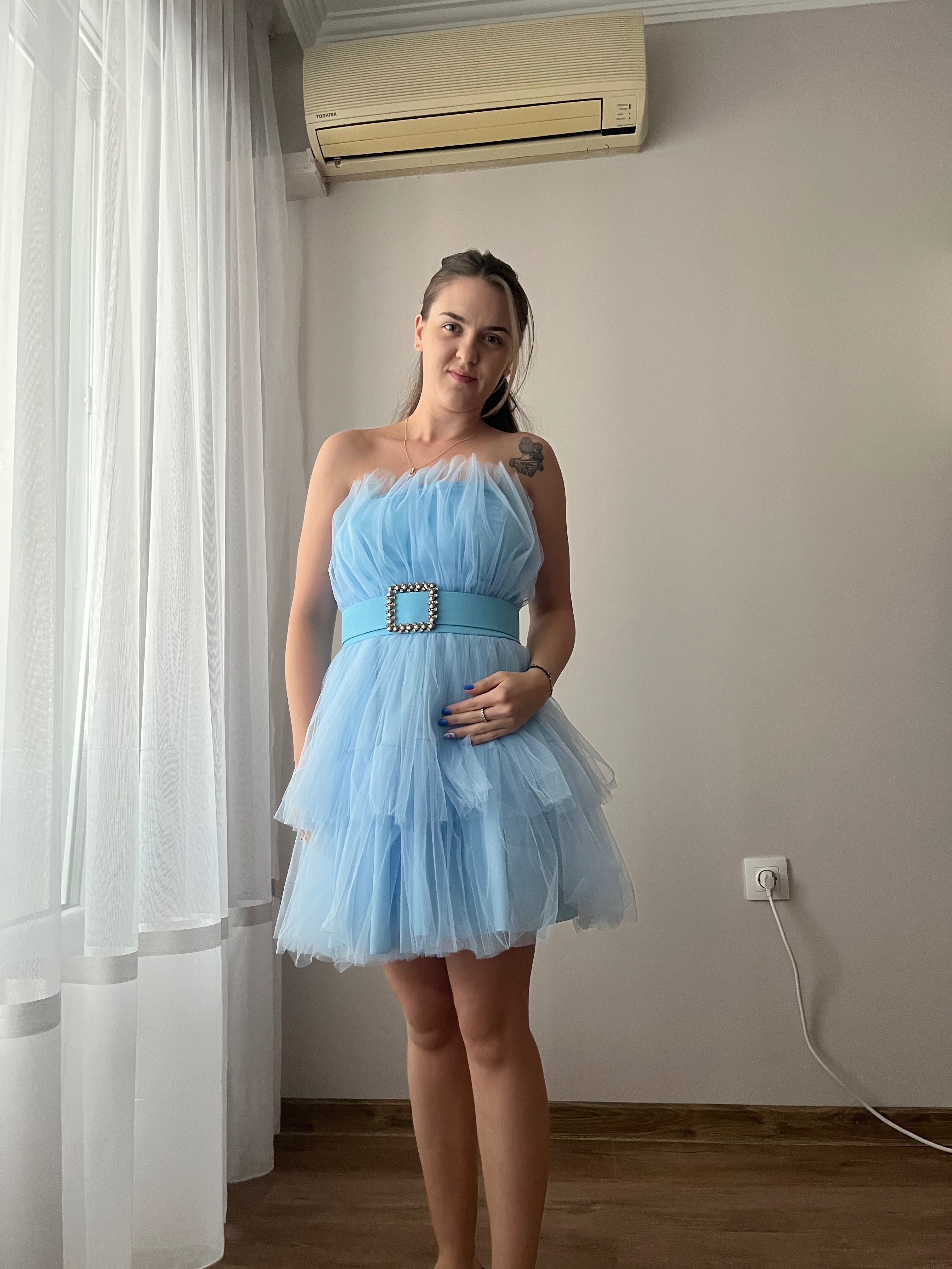 Дамска официална рокля