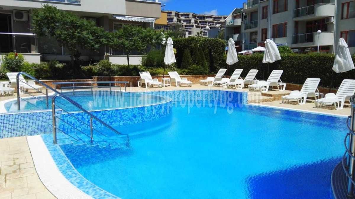 Продава се Двустаен апартамент в Свети Влас - 63 кв.м за 1223 €/кв.м - Снимка #12