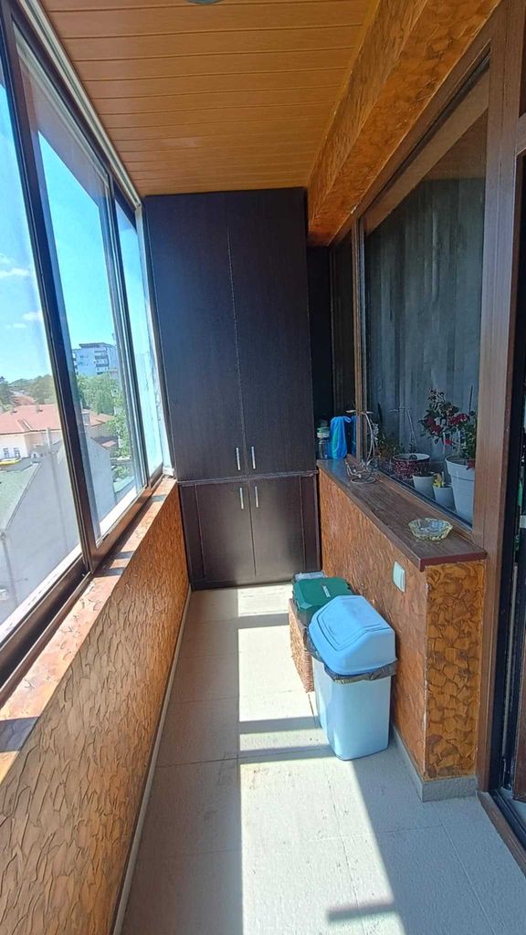 Продава се Тристаен апартамент в Добрич, Център - 100 кв.м за 1199 €/кв.м - Снимка #4