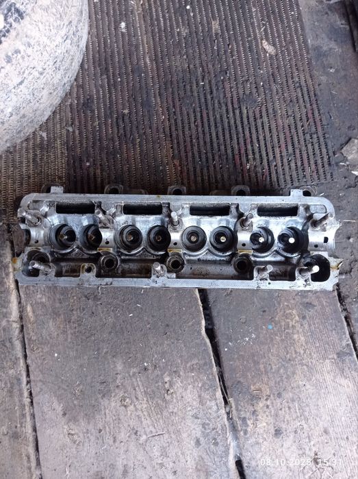 Продаю головку от лады 2109