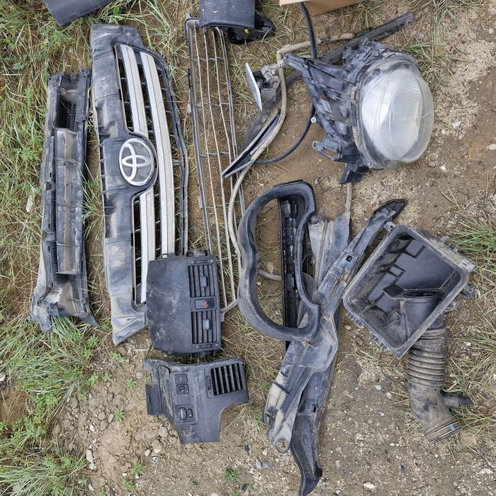 Продам детали на тойота королла 2007 год