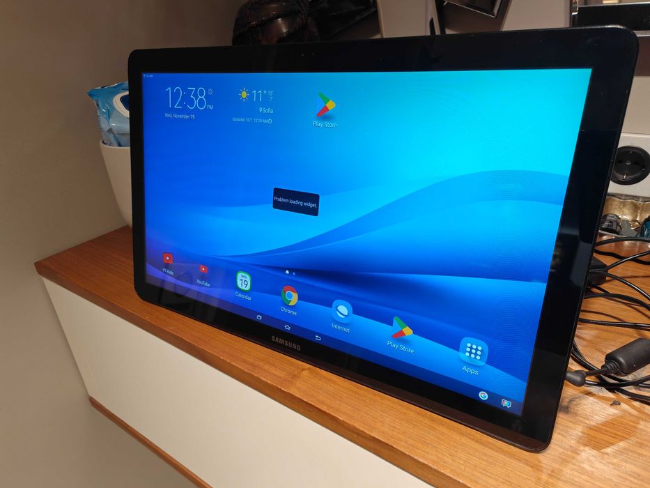Samsung Galaxy View 18.4" Tablet !