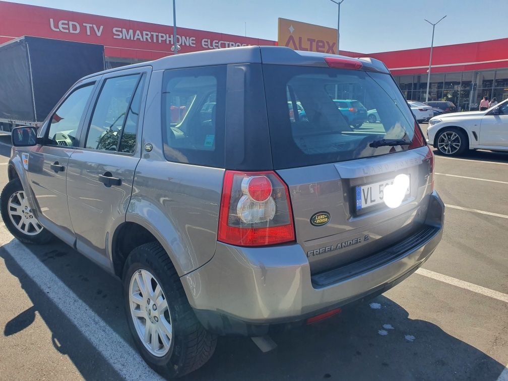 Vând Land Rover Freelander 2