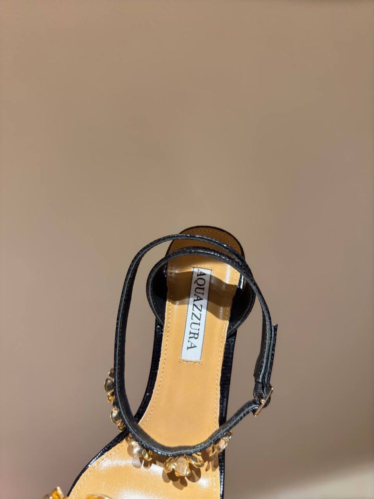 Pantofi Aquazzura