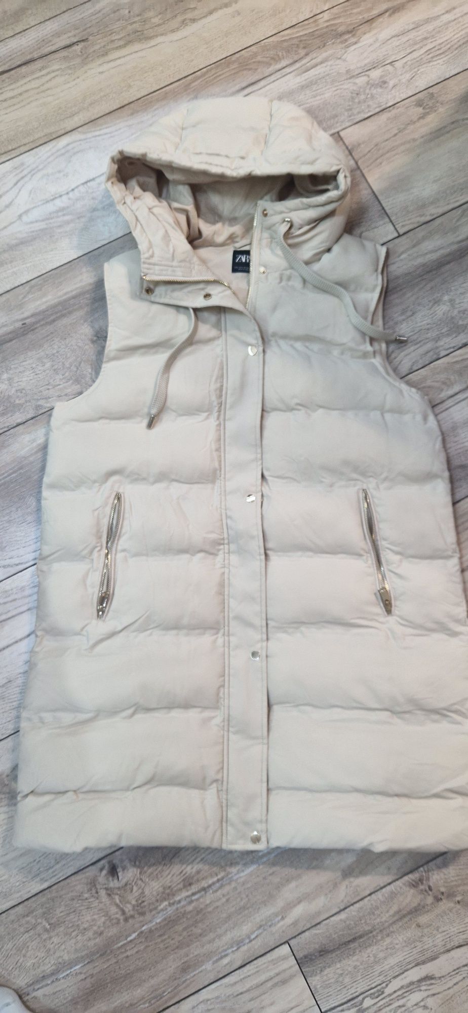Бежов елек/грейка Zara, размер L