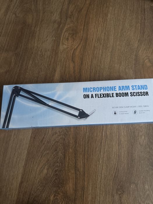 Микрофон Trust Mantis и стойка за микрофон