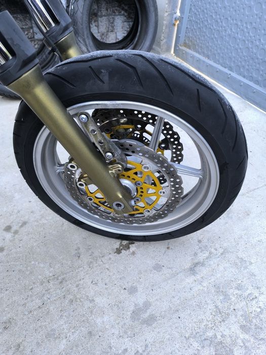 Само на части Kawasaki er6