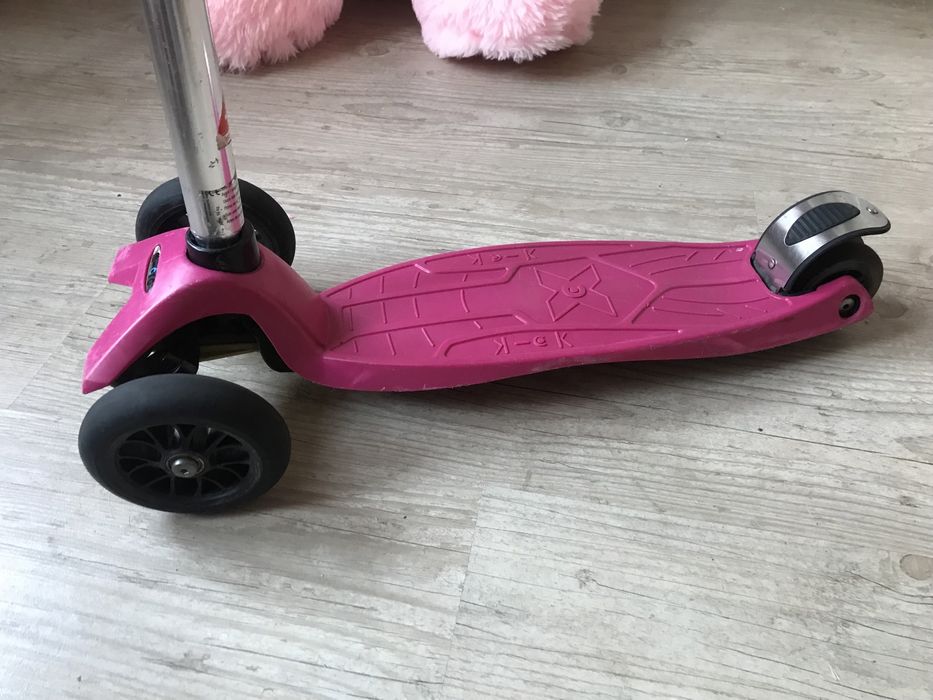 Детска тротинетка Micro Maxi с каска